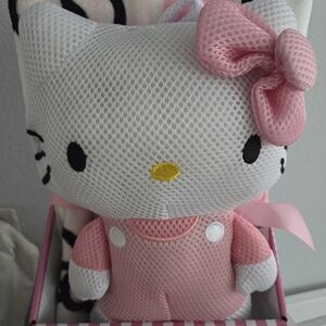 Hello Kitty Pink and White Bath Set